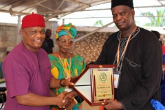 Presentation of souvenir to the Chairman of Afikpo LGA, Ebonyi State